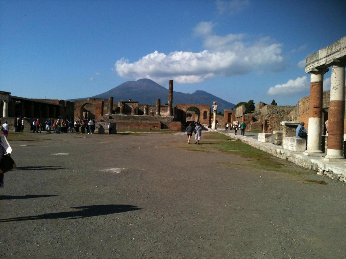 Villa Mena Pompeji Eksteriør billede